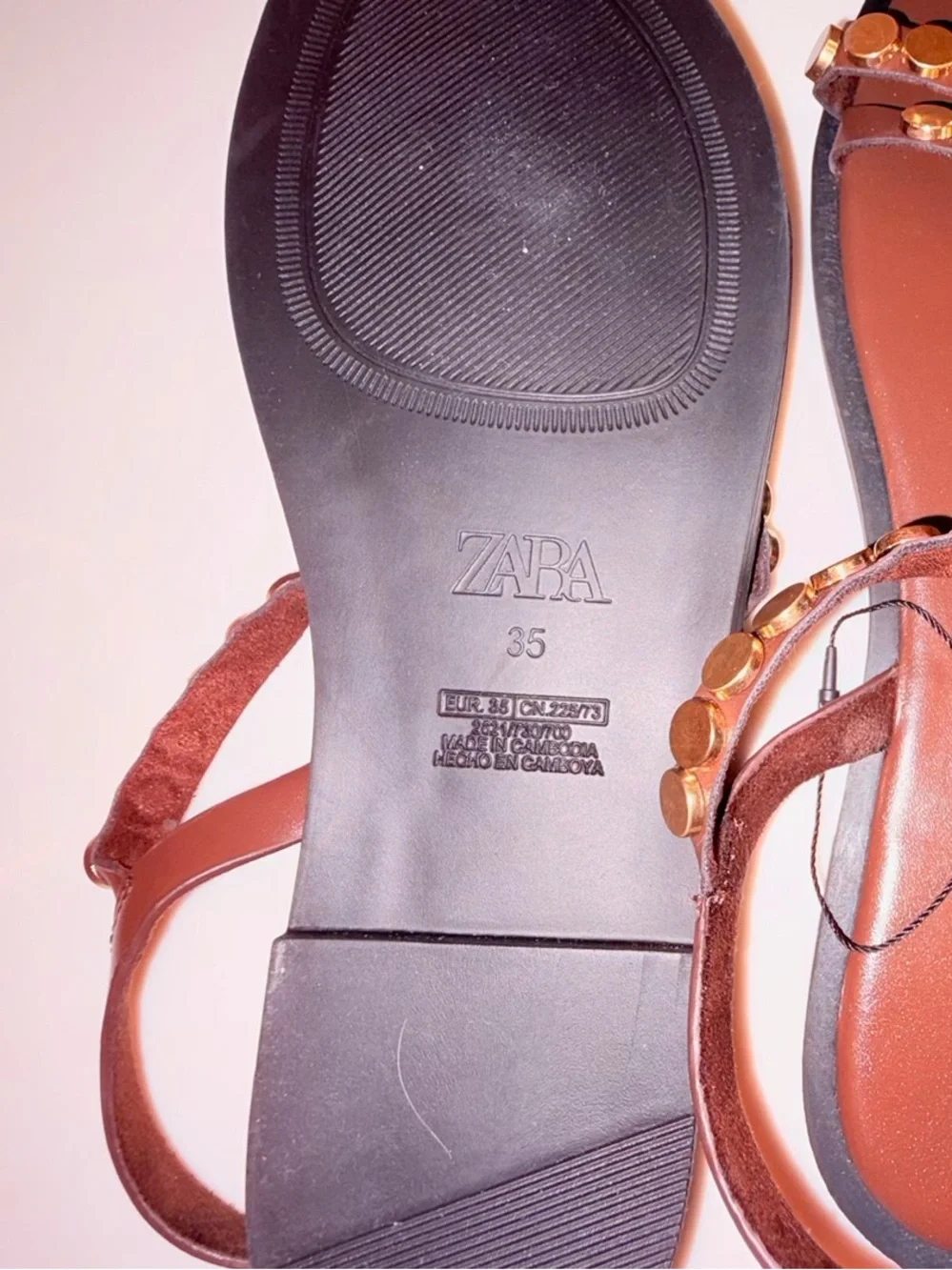 NEW!!Zara Brown Sandals with Gold Stud Accents - Picture 2 of 3